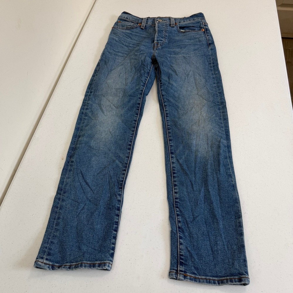 Levis Wedgie Straight Jeans 26 Medium Wash Blue High Rise Denim Button Fly